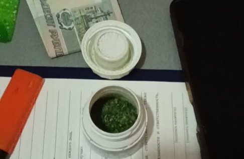 Сотрудниками полиции Октябрьского района выявлен факт незаконного хранения наркотического средства